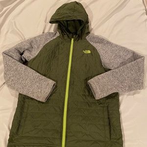The North Face Boys Size 18-20 Zip-Up Jacket